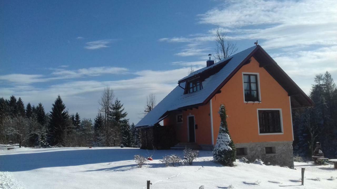 Vila Snjeguljica Goraci Luaran gambar